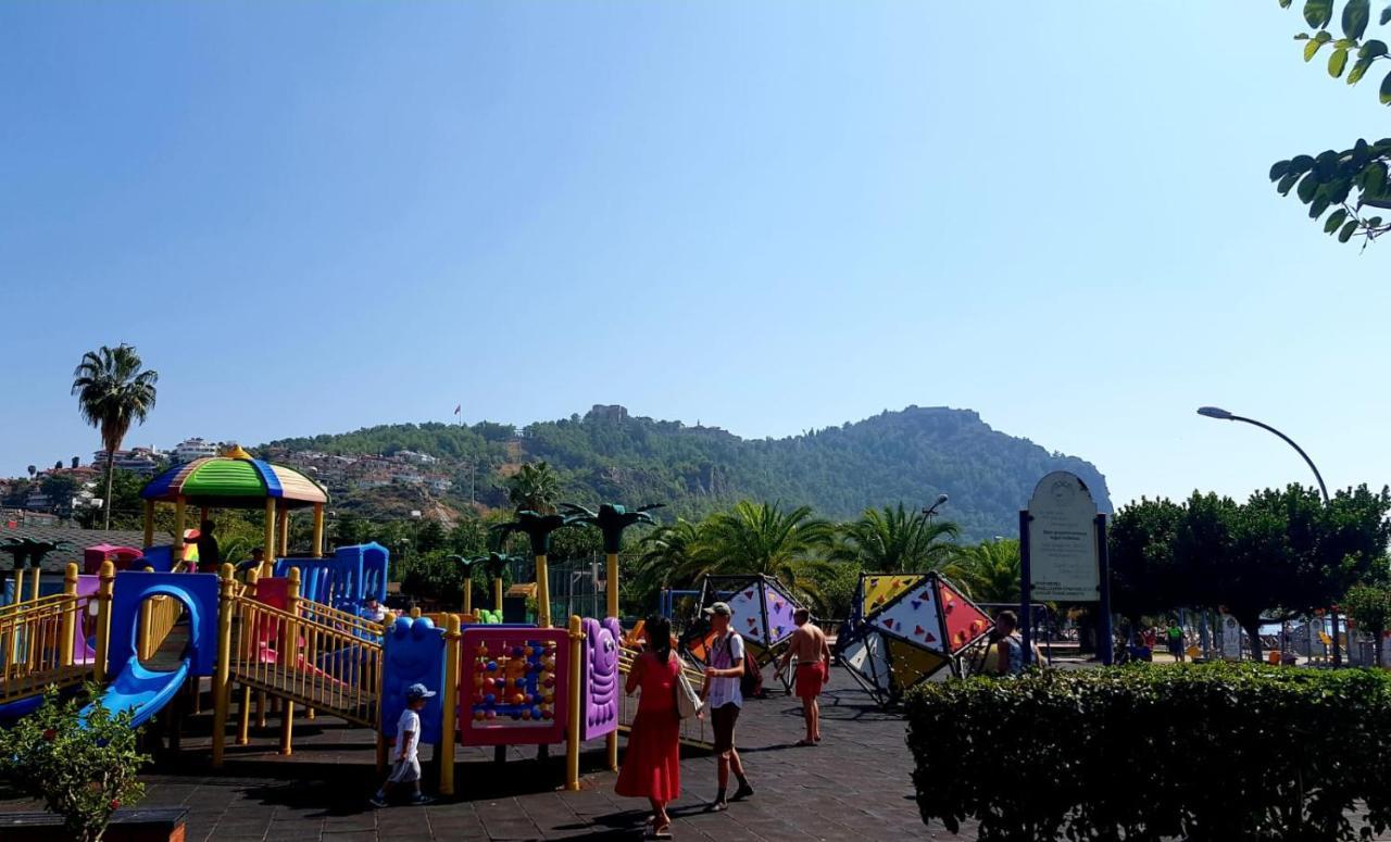 Granada City Alanya Luxury Appartment 800М От Пляжа Клеопатра Εξωτερικό φωτογραφία